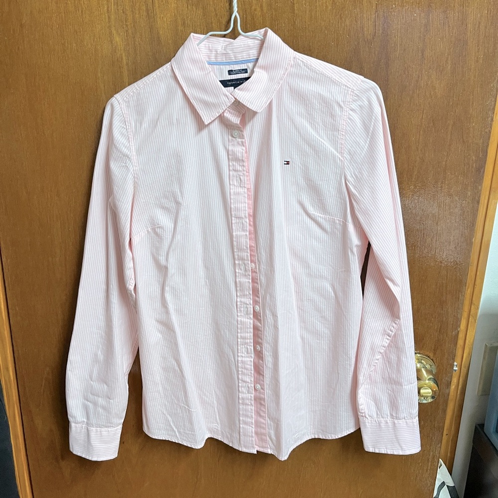 Tommy Hilfiger Classic Fit Button Down Oxford Shirt Size XS Pink Striped